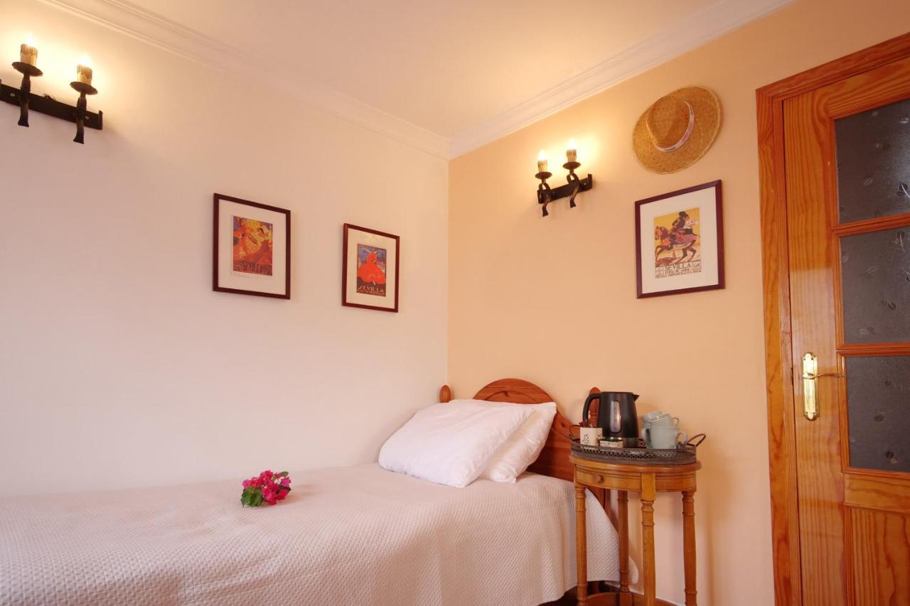Casa Estrella De Salia Bed & Breakfast Alcaucin Ngoại thất bức ảnh