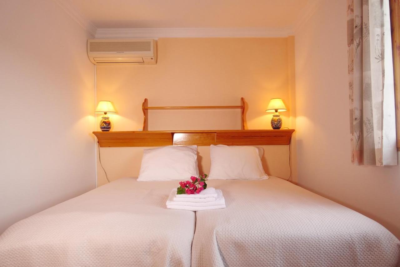 Casa Estrella De Salia Bed & Breakfast Alcaucin Ngoại thất bức ảnh